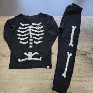 Baby Gap Factory Skeleton Halloween Pajamas Set Kids Unisex Boys Girls Size 4